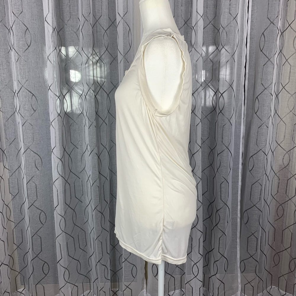 Banana Republic Factory Basic Ivory Top Medium - Picture 2 of 5
